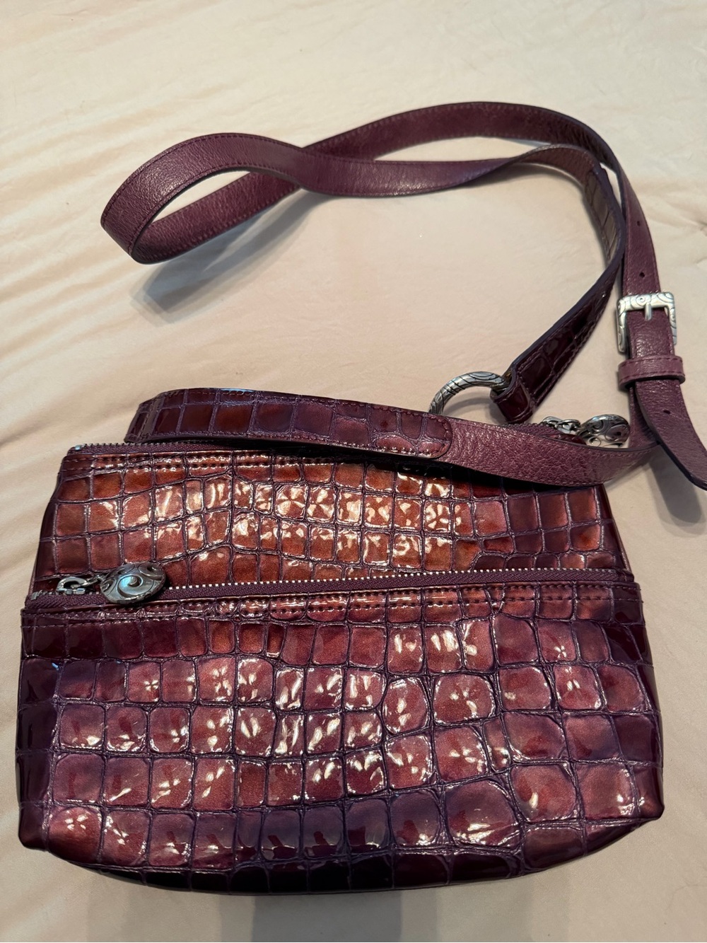 Women’s Croc-Embossed Patent Crossbody Bag in Plum